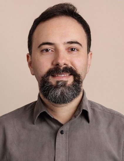 Image of Dr. Kavous Salehzadeh Niksirat